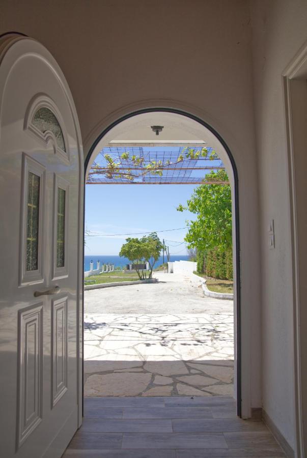 Villa Riviera Άγιος Γεώργιος Εξωτερικό φωτογραφία